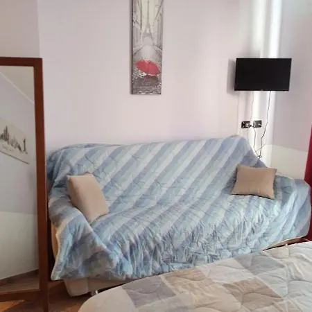 לינה וארוחת בוקר La Folaga