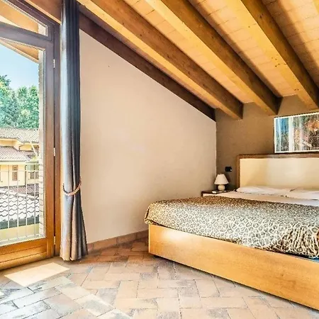 La Folaga לינה וארוחת בוקר