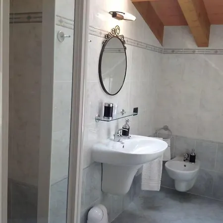 La Folaga 3* גביראטה