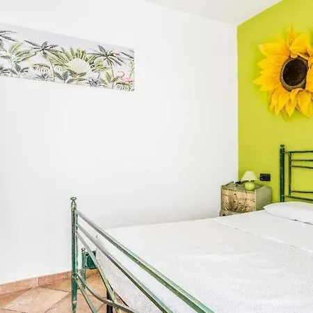 La Folaga לינה וארוחת בוקר 3*